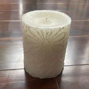 White Candle with Lace Pattern